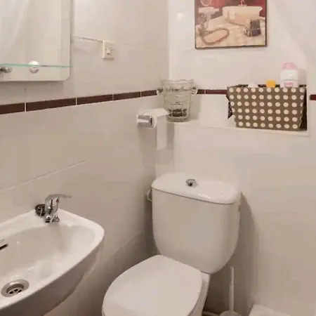 Casa Lacarusa 28 * El Llano (Udias)