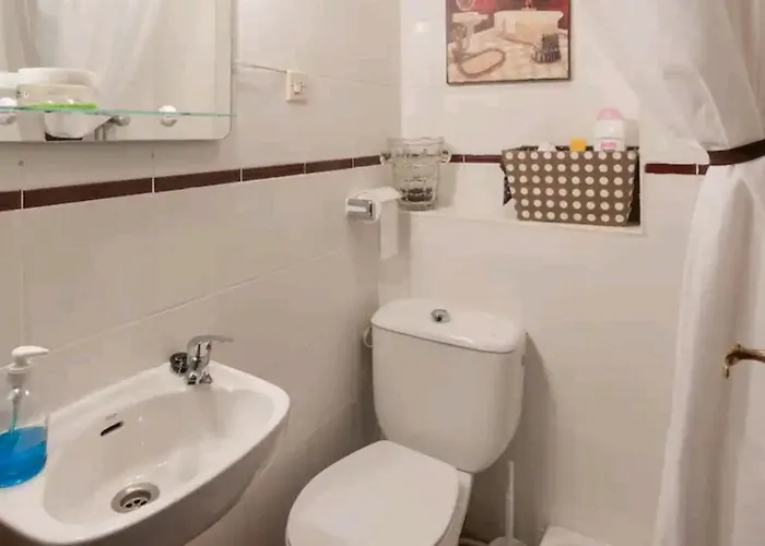 Casa Lacarusa 28 * El Llano (Udias)